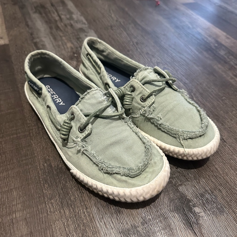 Women’s Sperry shoes